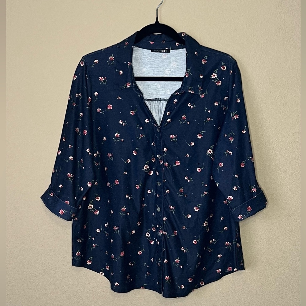 Papermoon 3/4 sleeve button up top 1X